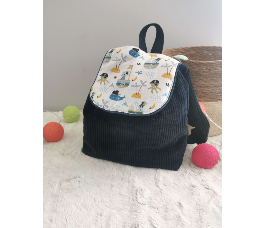 Sac à dos crèche maternelle bleu personnalisé Fait Main FR