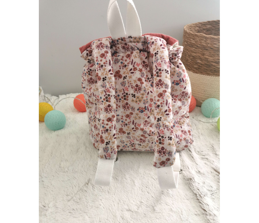 Sac à dos crèche à fleurs maternelle personnalisé Fait Main